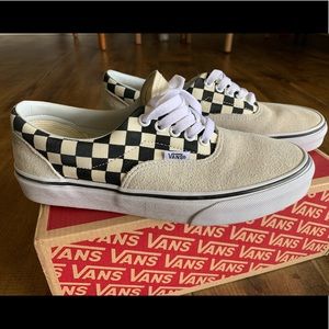 Vans Era checkerboard mens size 7.0 womens size 8.5 marshmallow white